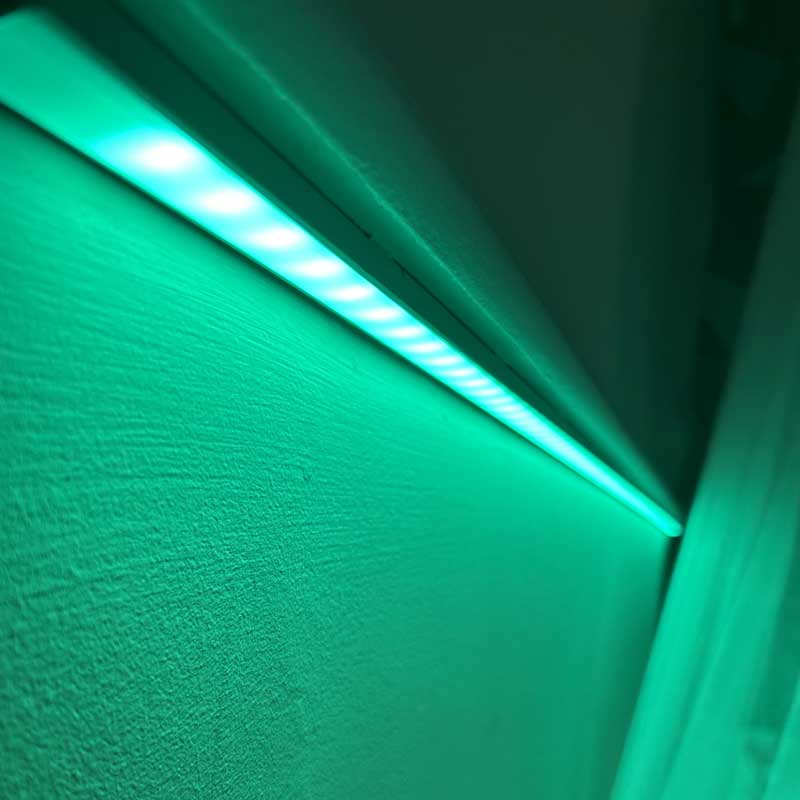 LED strip light green light