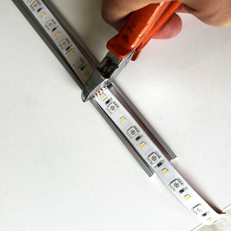 LED strip light cutting